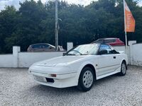 TOYOTA MR2