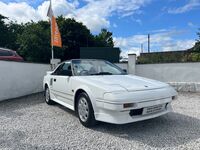 TOYOTA MR2